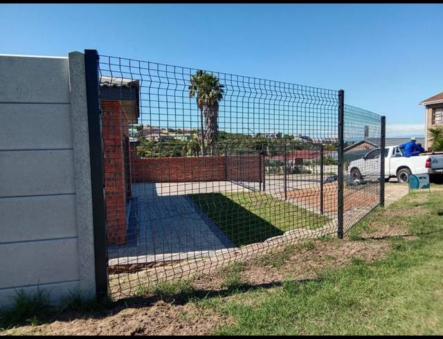 3 BEDROOM PROPERTY TO RENT IN DANA BAY